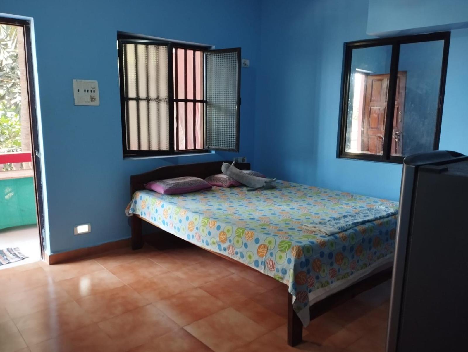 Om Ganesh Naik Guest House Арамболь Экстерьер фото