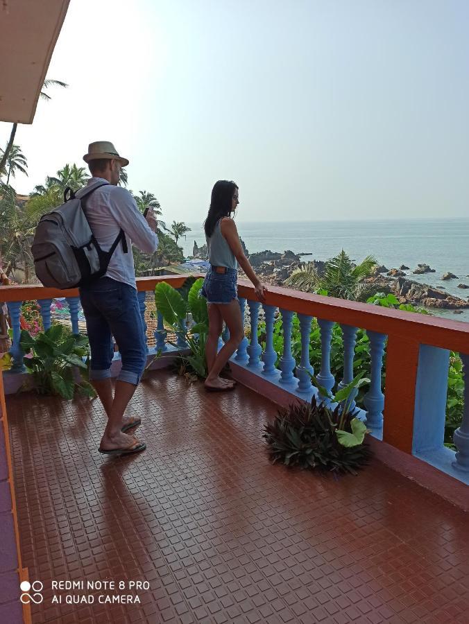 Om Ganesh Naik Guest House Арамболь Экстерьер фото